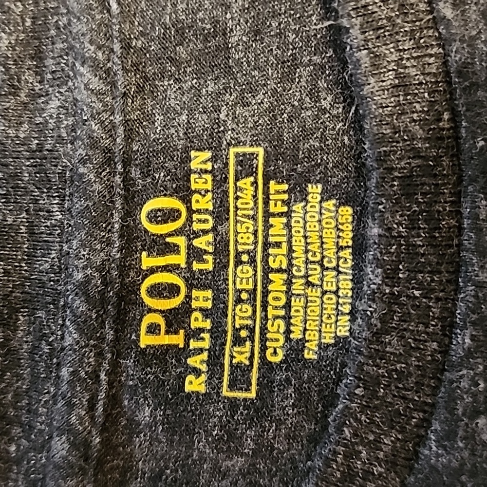 Polo by Ralph Lauren Men's Black T-Shirt - Picture 3 of 3